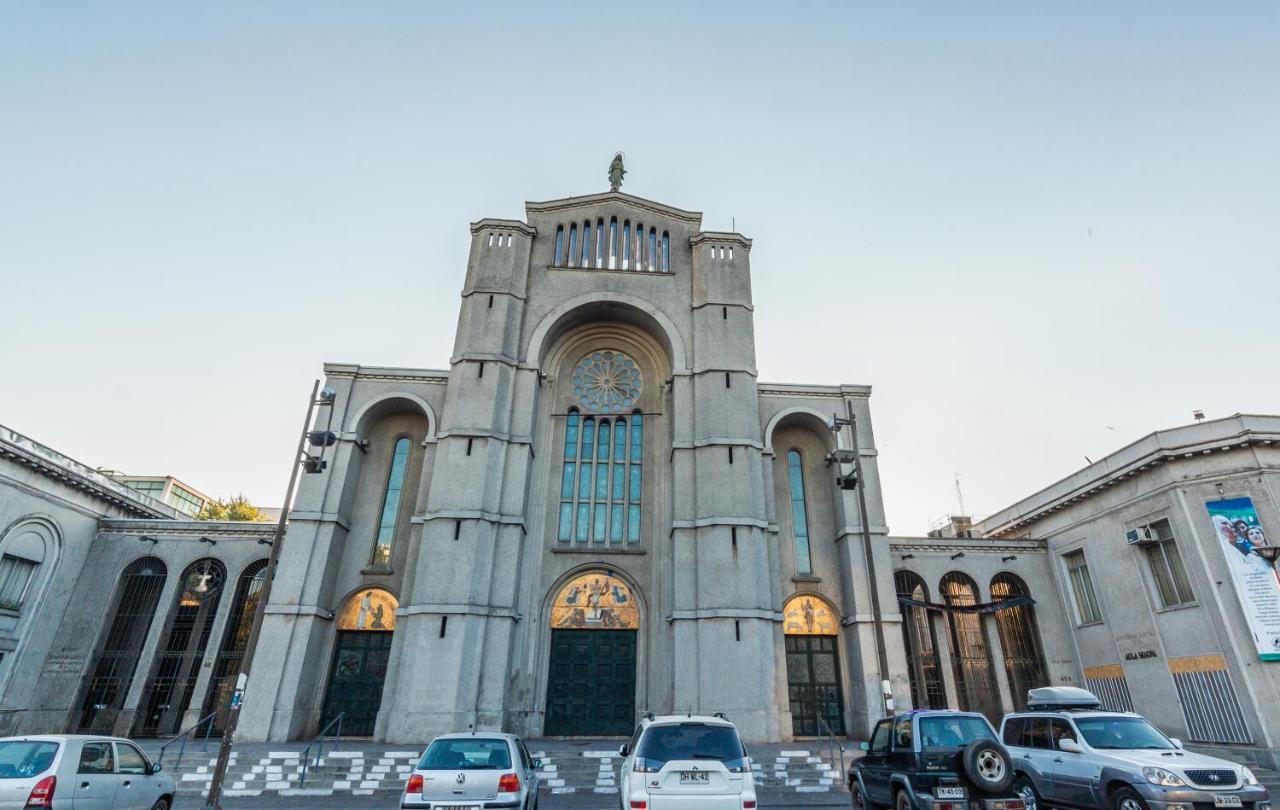 Mds Hotel Concepción Exterior foto The Manila Cathedral